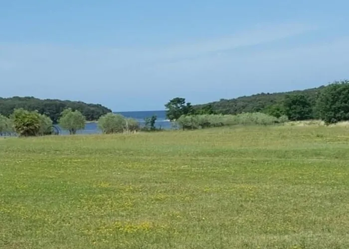 Olivia Valkanela App 3 Apartman *