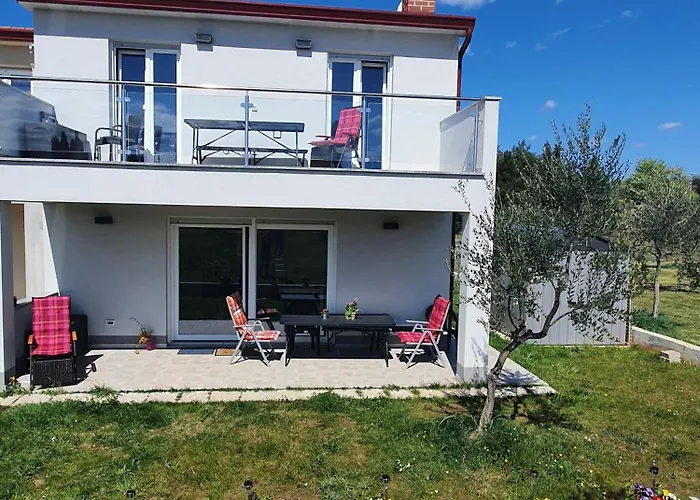 Olivia Valkanela App 3