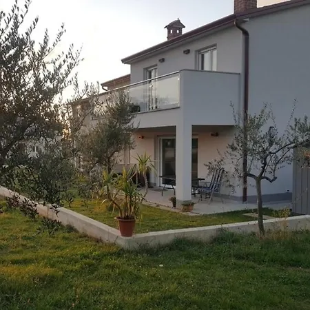 Apartament Olivia Valkanela App 3